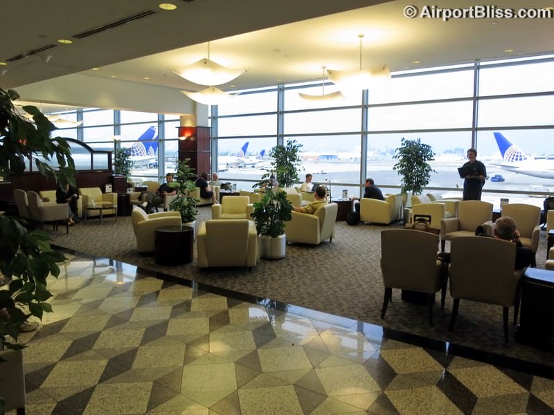 Las United Airlines United Club Temporarily Closed Reviews Photos Concourse D Mccarran International Airport Loungebuddy