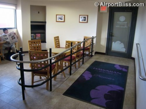 Hawaiian Airlines Premier Club at Hilo, HI (ITO)