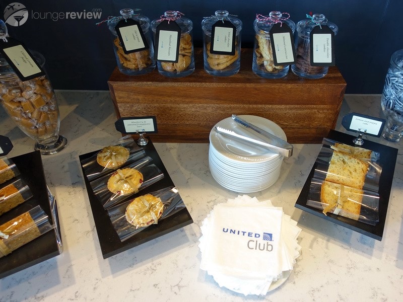 LHR united global first lounge lhr 05706