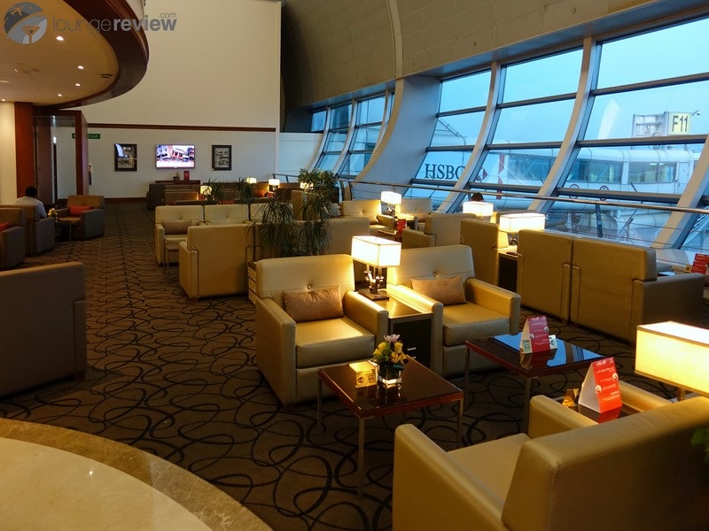 DXB emirates first class lounge dxb t1c 02765