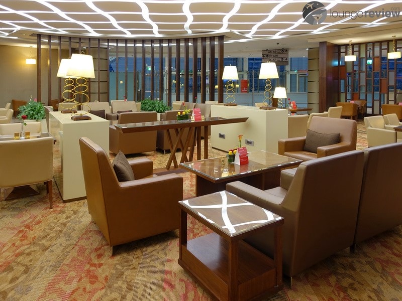 DXB emirates first class lounge dxb t3a 04734
