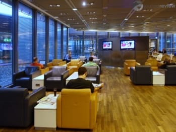 Lufthansa Business Lounge - Frankfurt (FRA) by gate B24 (Non-Schengen)