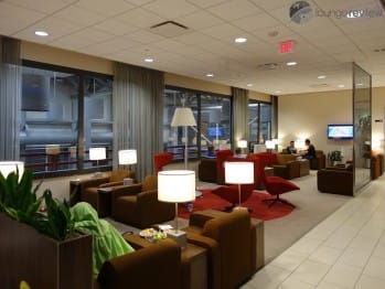 KLM Crown Lounge - Houston Intercontinental (IAH)