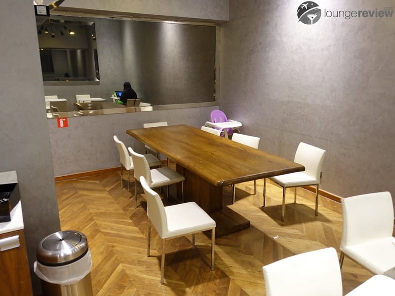 Lounge Review Comfort Lounge Isl Closed Permanently