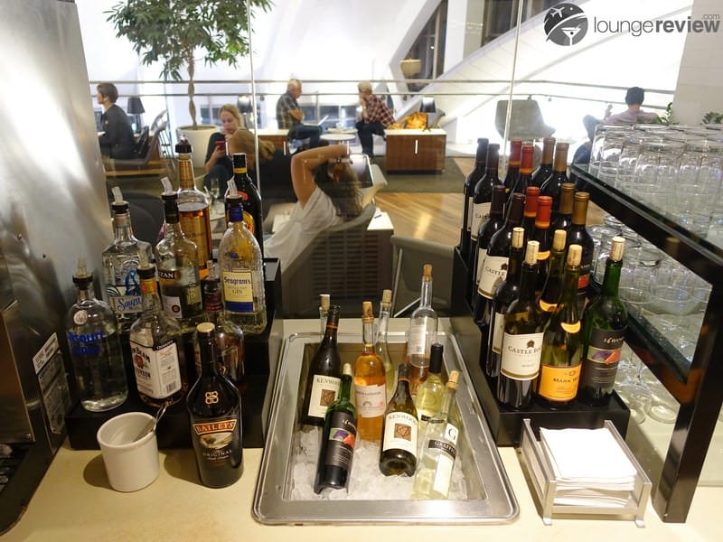 Self-service wine and liquor at the Star Alliance Lounge Los Angeles