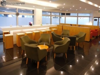 Cathay Pacific First and Business Class Lounge - Melbourne (MEL)