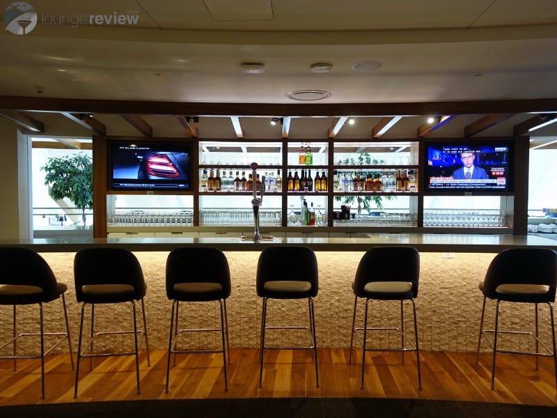 Star Alliance Business Class lounge - Los Angeles, CA (LAX)