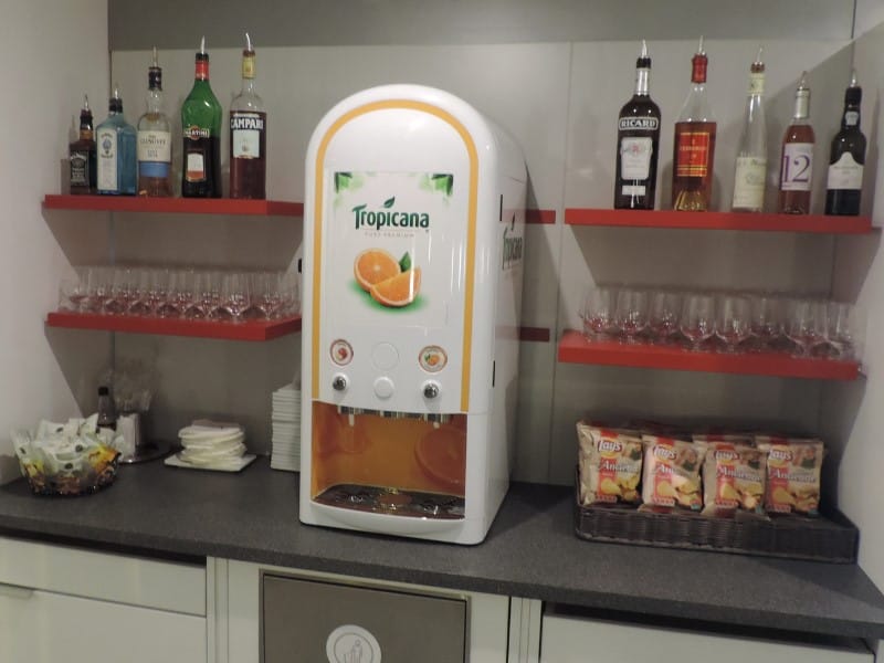 Lounge Review Air France Lounge Cdg T2f Gate F50 Loungereview Com