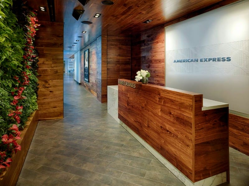 amex centurion lounge phl