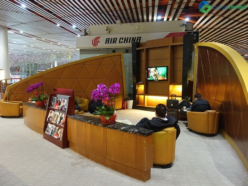 18712 PEK air china domestic first class lounge pek terminal 3c 08593