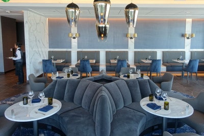 United Polaris Lounge SFO