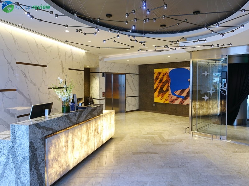United Polaris Lounge Houston lobby