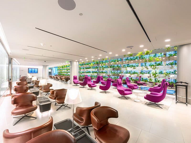 Qatar Airways Business Class Lounge - Doha (DOH)