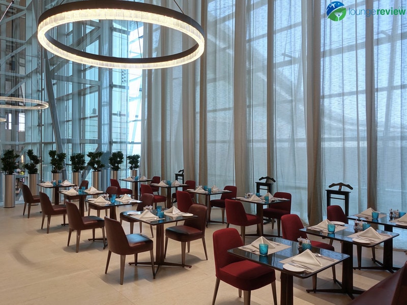 DOH qatar airways al safwa first lounge doh 05650 800x600