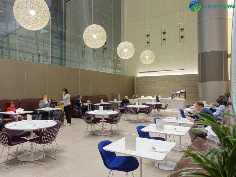 DOH qatar airways al mourjan lounge doh 05218 800x600