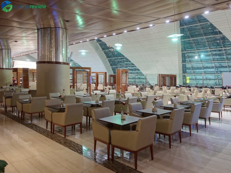 DXB emirates business class lounge dxb concourse b 08501 768x576