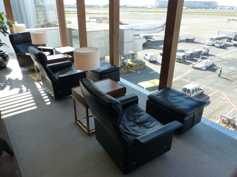 LHR cathay pacific first class lounge lhr 9695 800x600