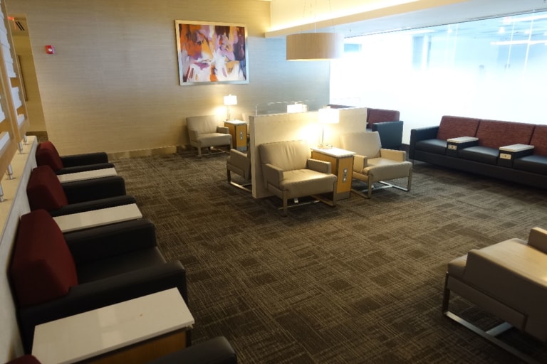 MIA american airlines flagship lounge mia 5497 768x512
