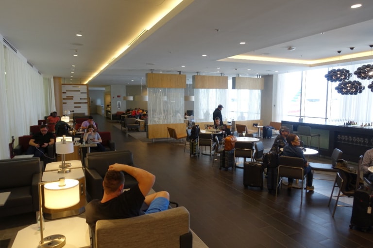 MIA american airlines flagship lounge mia 7839 768x512