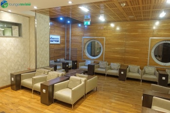 Egyptair Gienah Lounge Cairo seating area