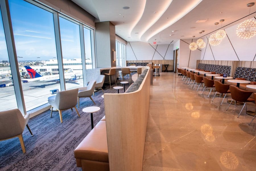 lax delta terminal 3 lounges