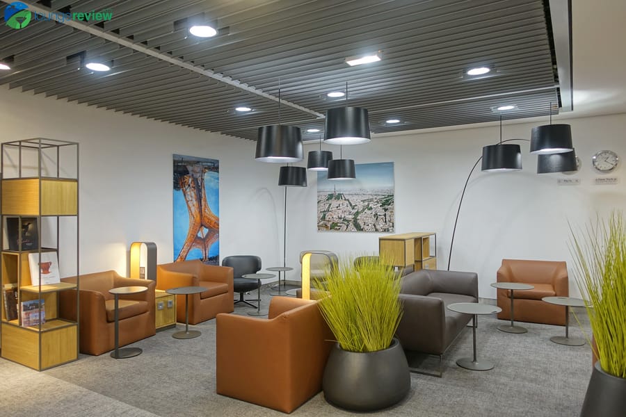 Lufthansa Senator Lounge - Paris Charles de Gaulle (CDG)