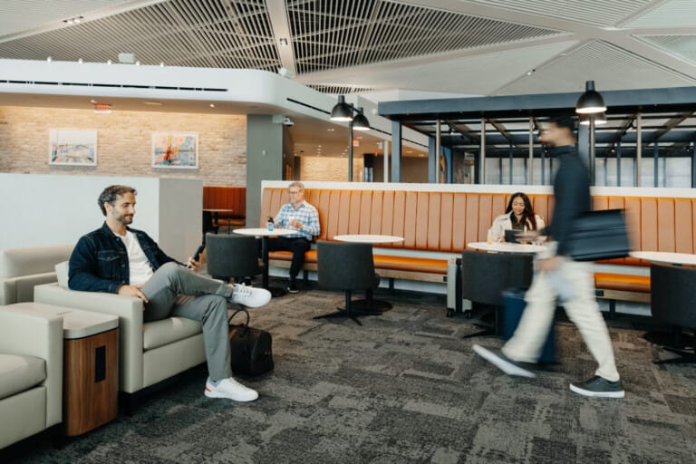 Lounge Review United Club EWR Terminal A