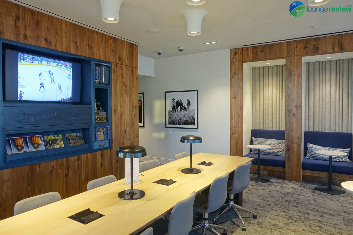 Communal table and nooks at the Centurion Lounge SEA