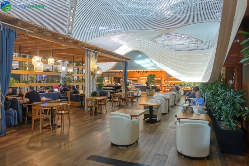 IST turkish airlines lounge business ist 06144 800x533